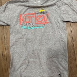 Hurley Gray T-Shirt with Vibrant wave Graphic